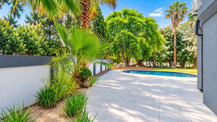 3 Bedroom Property for Sale in WestLake Country Safari Estate North West